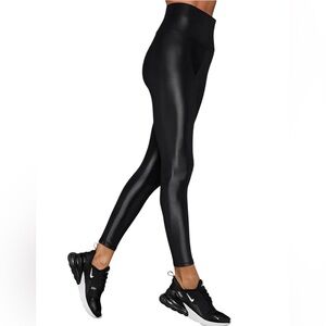 CARBON38 Legging in Takara Shine Large Black